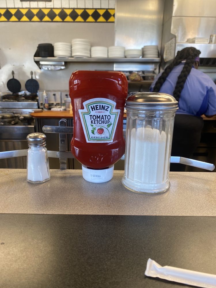 Waffle House - Fayetteville