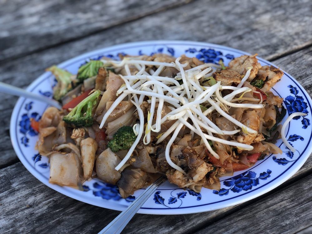 Drunken Noodle
