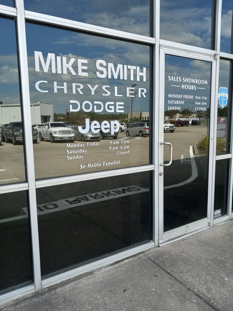 Smith Mike Auto Plaza