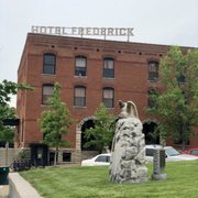 Hotel Frederick 23 Photos 21 Reviews Hotels 501 High St My Photo Of Hotel Frederick Boonville Mo United States