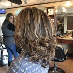 Freda S Hair Salon 62 Photos 52 Reviews Hair Salons 1014 E