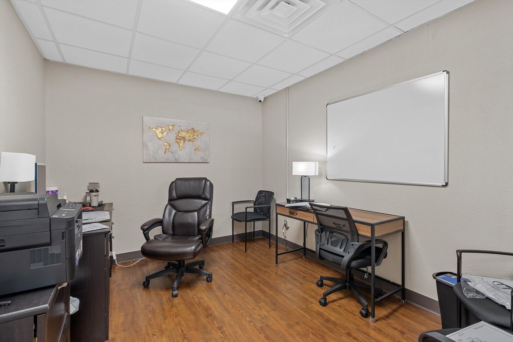 202 Beeline, Your Office Home
