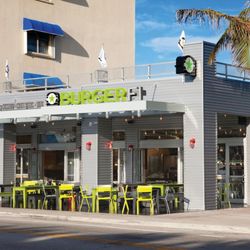 Burgerfi 280 Photos 331 Reviews Burgers 6 S Ocean Blvd Photo Of Burgerfi Delray Beach Fl United States