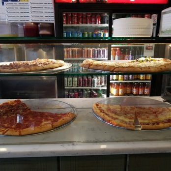 P O Of 5 Boroughs Pizza New York Ny United States Heat Lamp P O Of 5 Boroughs Pizza New York Ny United States Heat Lamp