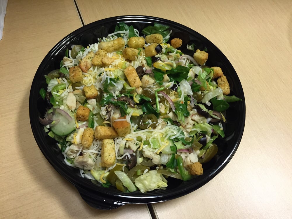 chicken chopped salad subway