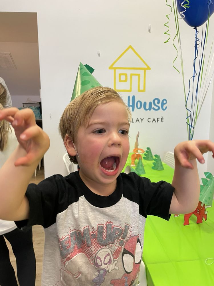 Play House Indoor Play Cafe