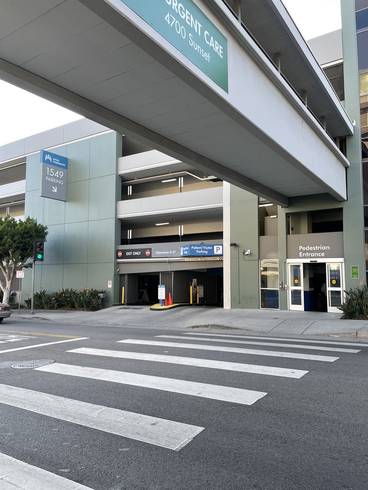 Kaiser Permanente Parking Structure