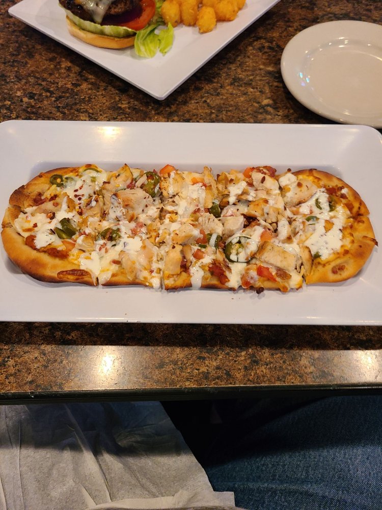 Stats Sports Bar and Grill