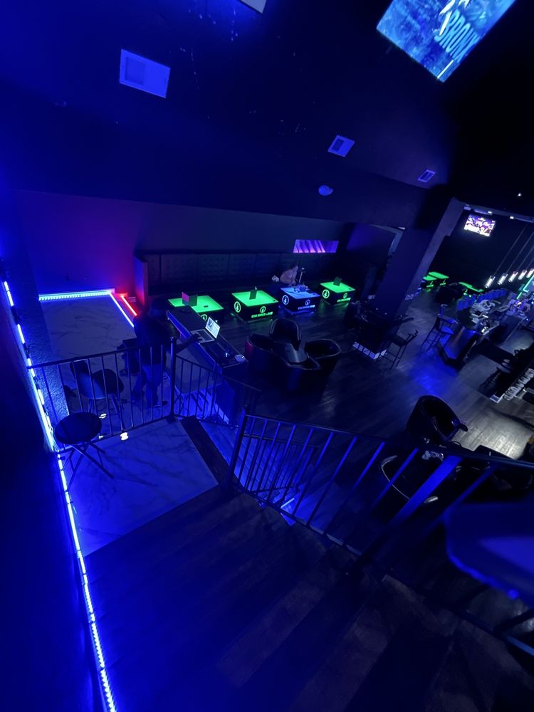 Kings Tobacco & Hookah Lounge