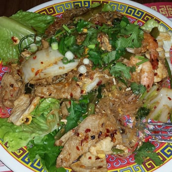 Bangkok Grocery Restaurant 132 Photos 202 Reviews Thai Photo Of Bangkok Grocery Restaurant Columbus Oh United States Combination Pad