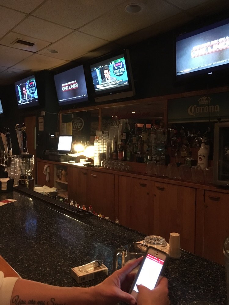 TimeOut Sports Lounge Sports Bars 3106 S Main St, Harrisonburg, VA