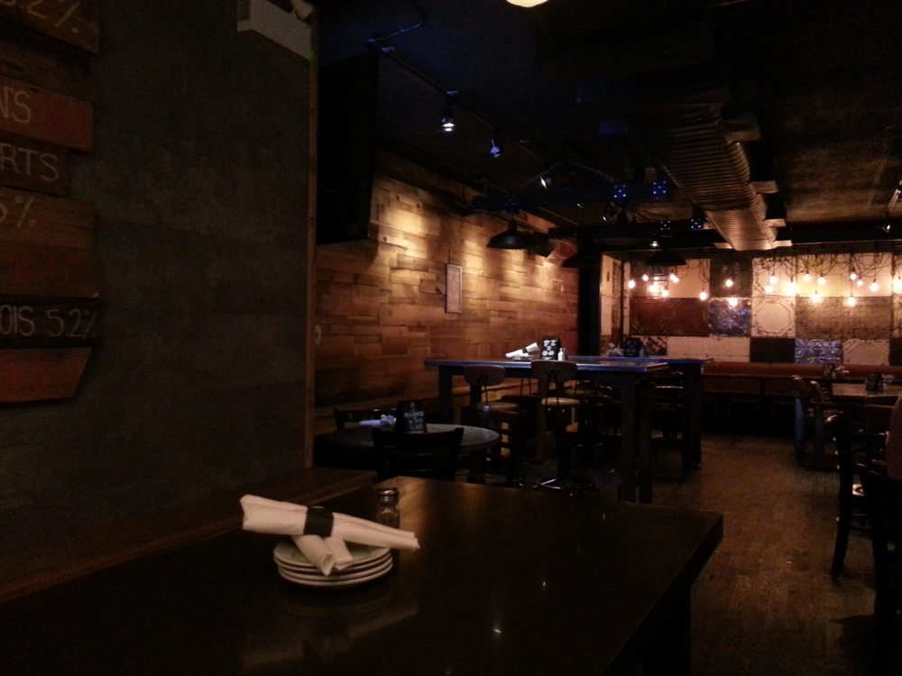 The Pour House Pub And Kitchen 52 Photos & 81 Reviews Pubs 182