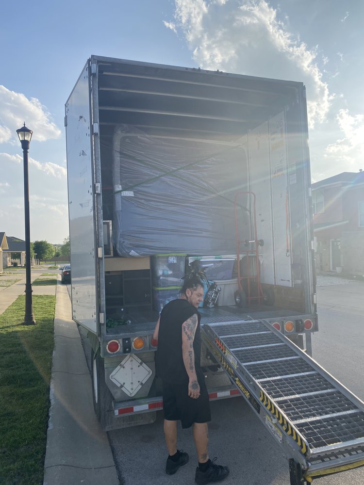 Rubenie's Mighty Moving