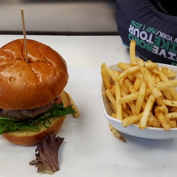 Js On The Bay Order Food Online 211 Photos 115 Reviews Photo Of Js On The Bay Staten Island Ny United States Sooo