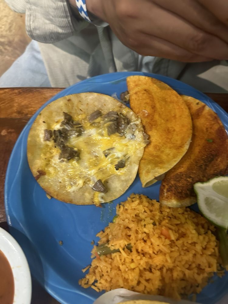 LaFogatas Mexican Grill