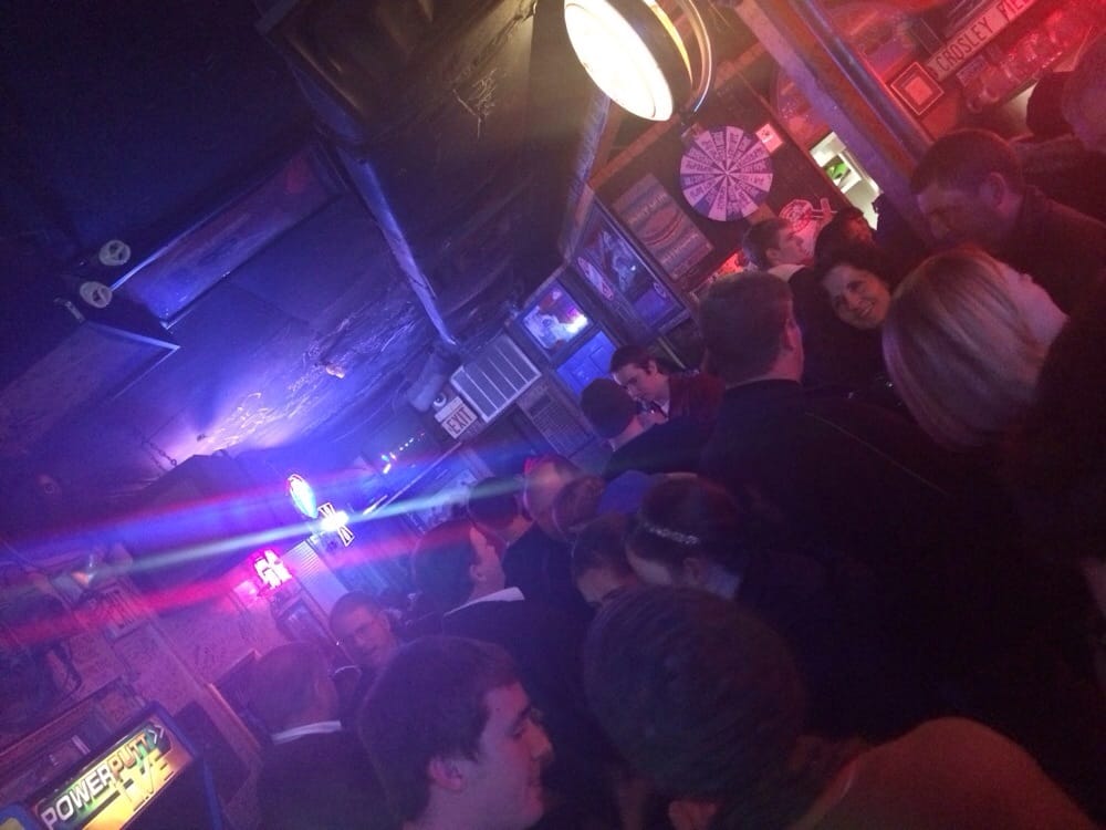 Dana Gardens 10 Photos & 26 Reviews Dive Bars 1832 Dana Ave