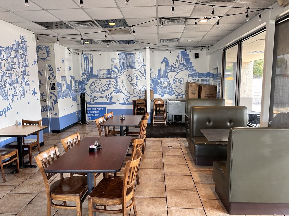 Tino's Greek Cafe