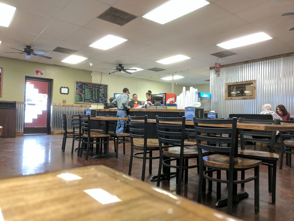 Burger Builders Burgers 806 W Avenue D, Lovington, NM Restaurant