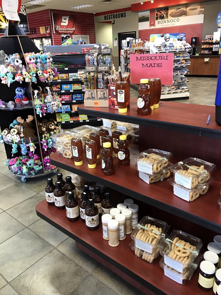 Gasper’s Truck Plaza Hotels 3325 County Rd 211, Kingdom City, MO