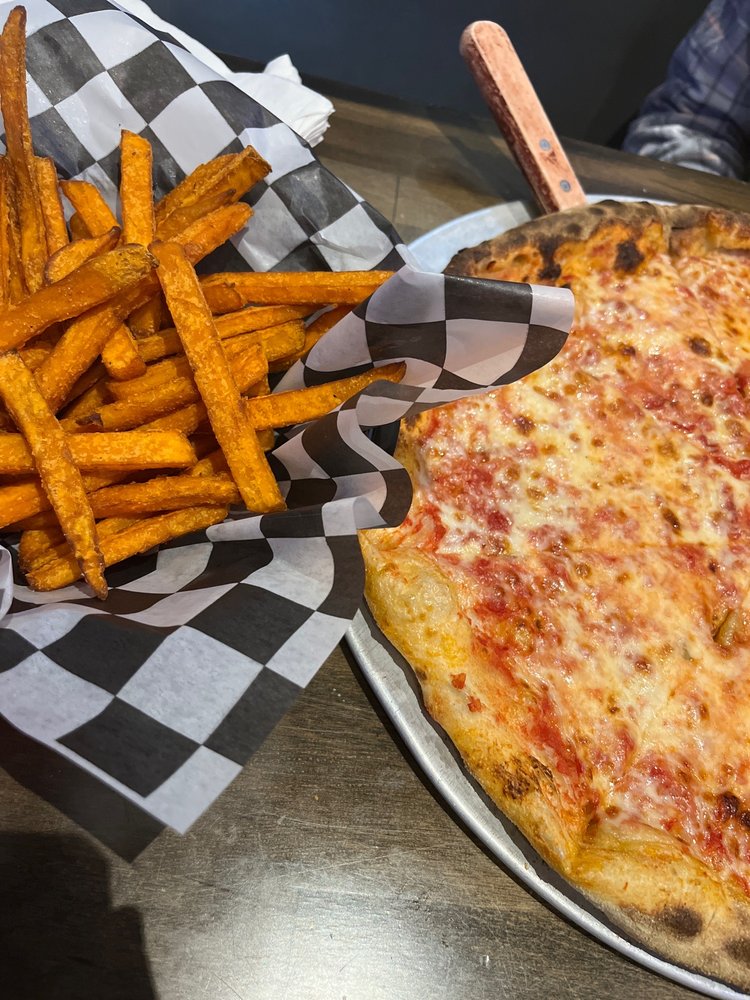 AvaLena's Bar + Grill