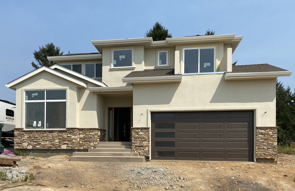 LB Paint and Plaster