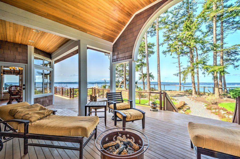 Kenzie Kipper - Stanwood/ Camano Real Estate Broker