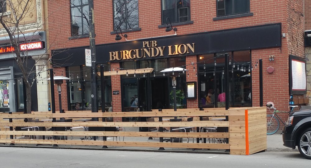 Pub Burgundy Lion