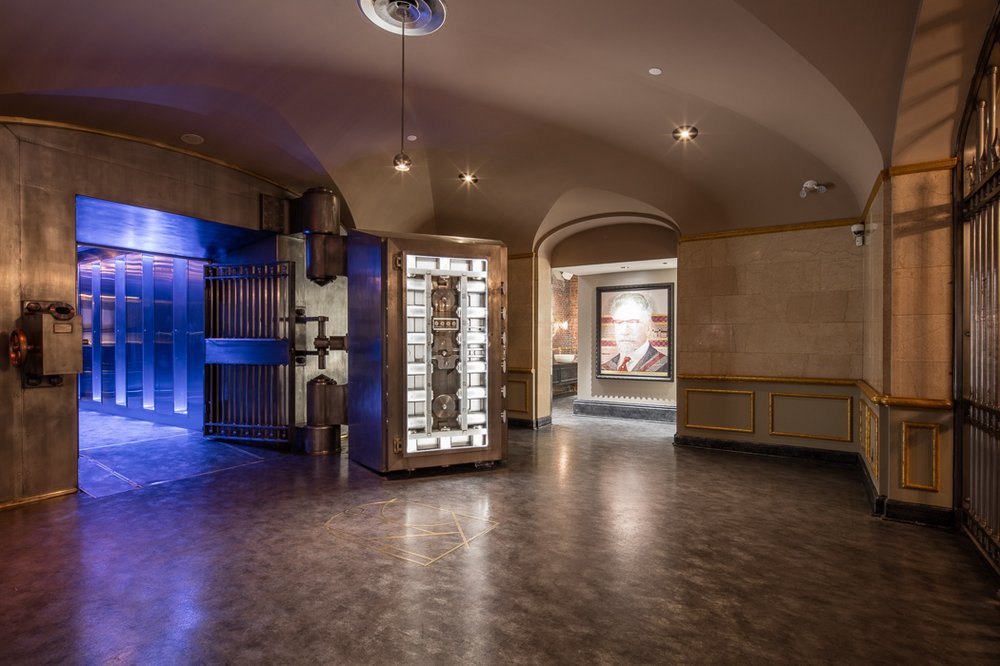 La Voûte 27 Photos & 14 Reviews Dance Clubs 360 Rue SaintJacques