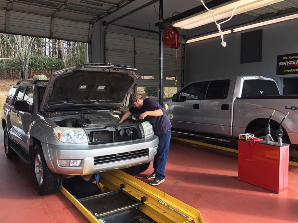 Mountaineer Quick Lube and Car Care