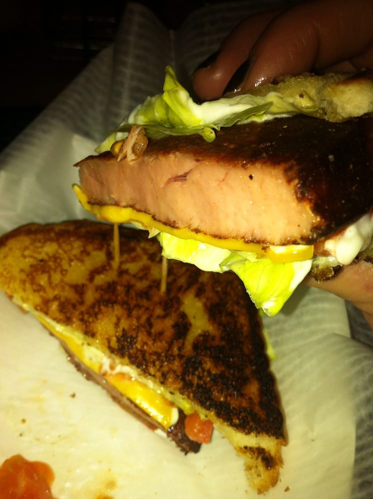 Full Moon Bar and Grill - CLOSED - Restaurants - 3116 Wetumpka Hwy