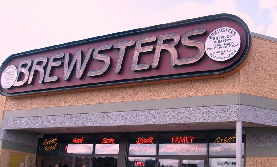 Brewster's Bar & Grill