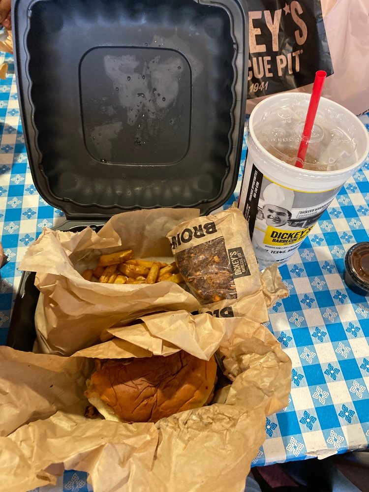 Dickey's Barbecue Pit
