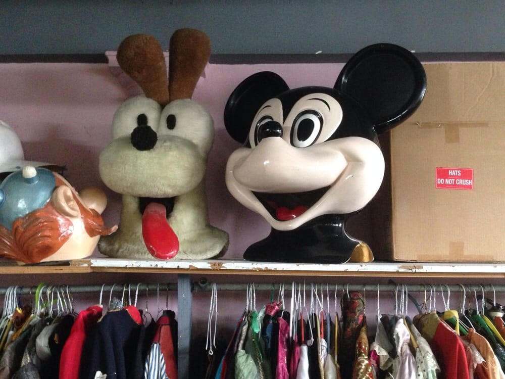Ponton Joseph Costumes