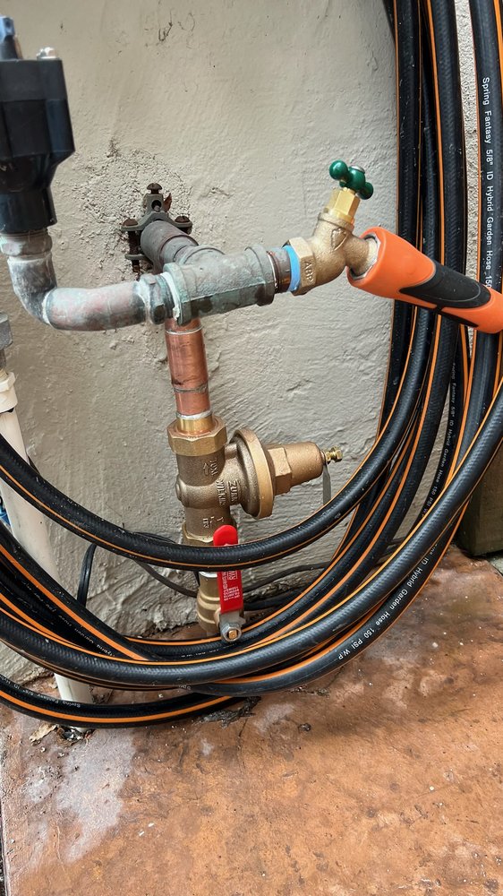 Strand Plumbing