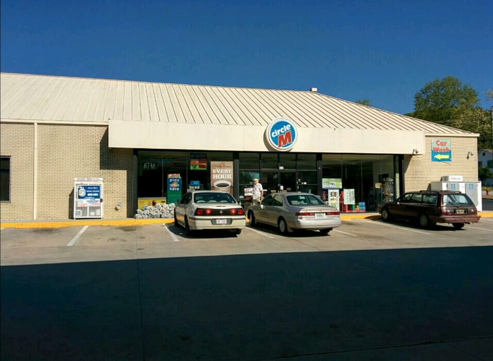 Circle M Food Shop No 25 Convenience Stores 441 Warwoman Rd