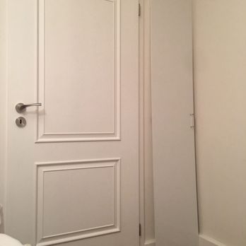 Large Broken Closet Door The Only In Room To