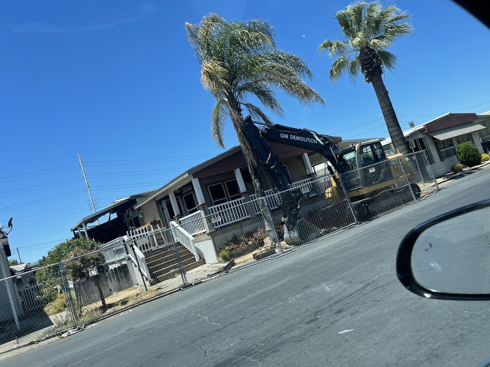 G W Demolition
