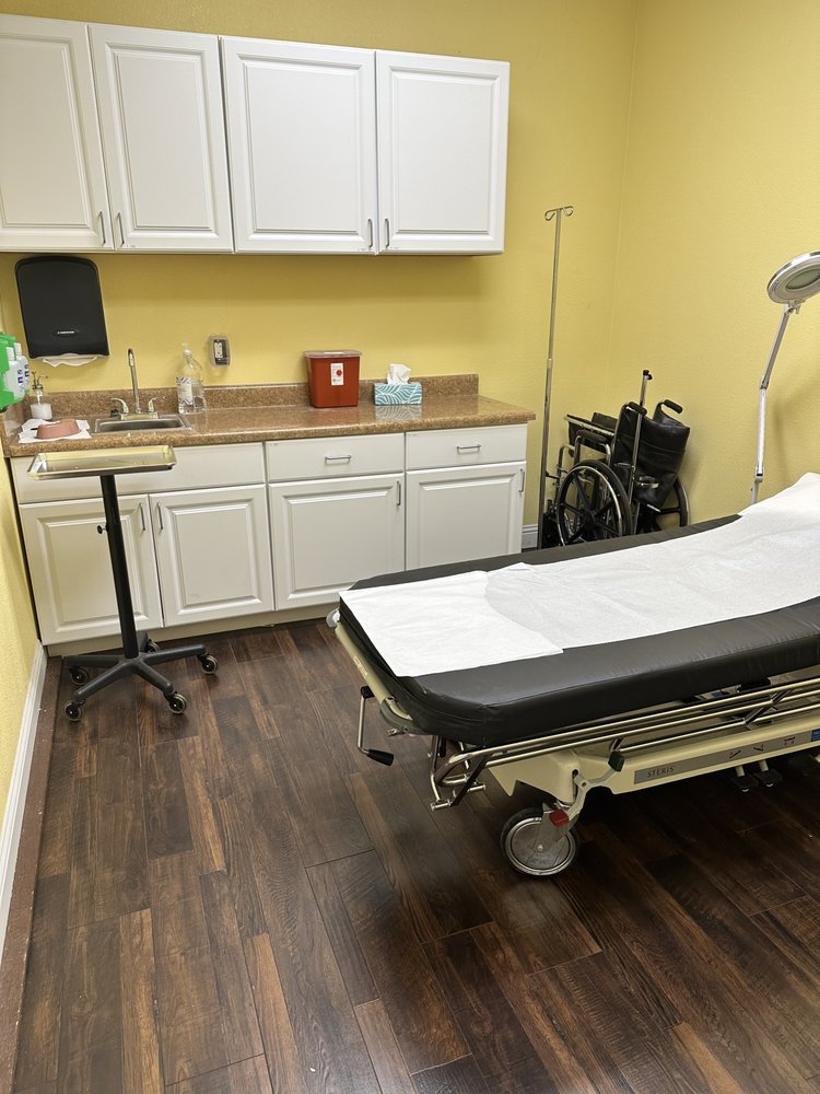 image of business Little Spurs Pediatric Urgent Care - La Gran Plaza