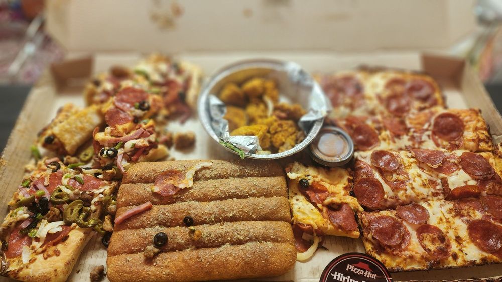 Pizza Hut Pizza Hut