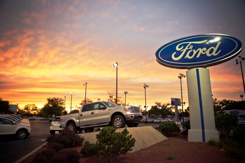 Jordan Auto Group 25 Photos & 24 Reviews Auto Repair 609 E