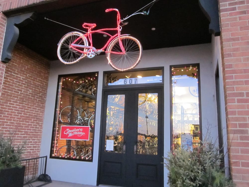 Nicollet Bike and Ski Shop Logo