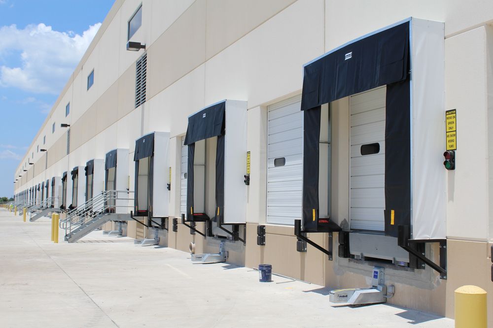 Overhead Door Company of Austin 18 Photos & 18 Reviews Contractors 6231 E Stassney Ln