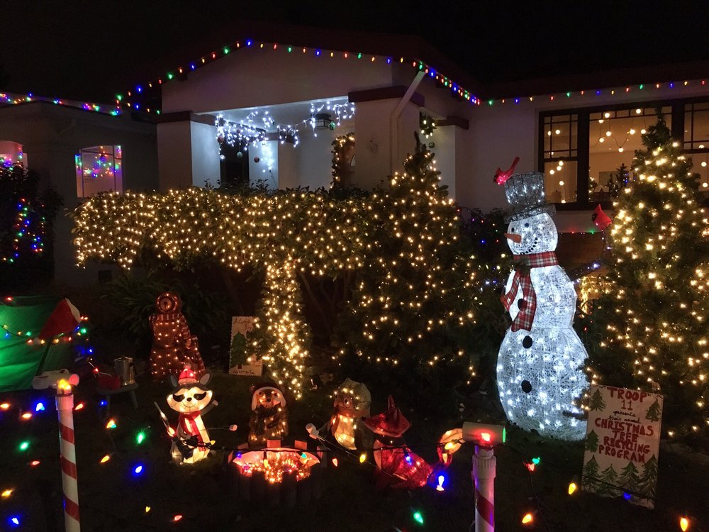 Palo Alto Christmas Tree Lane 2022 Christmas Tree Lane In Palo Alto, Us