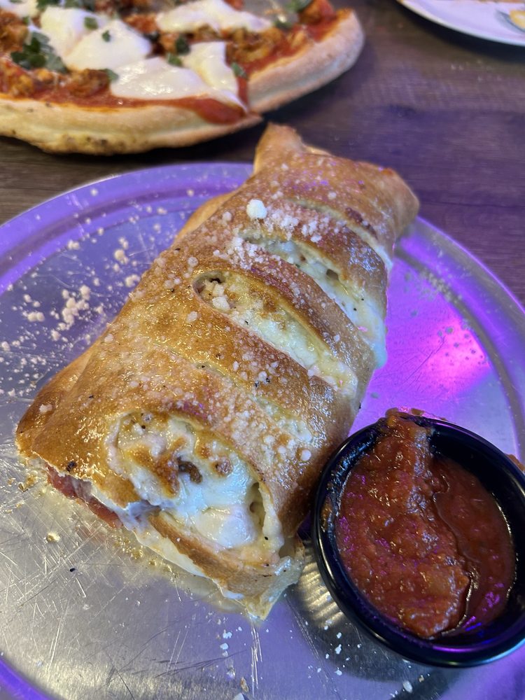 Lady Lake Pizza and Pasta