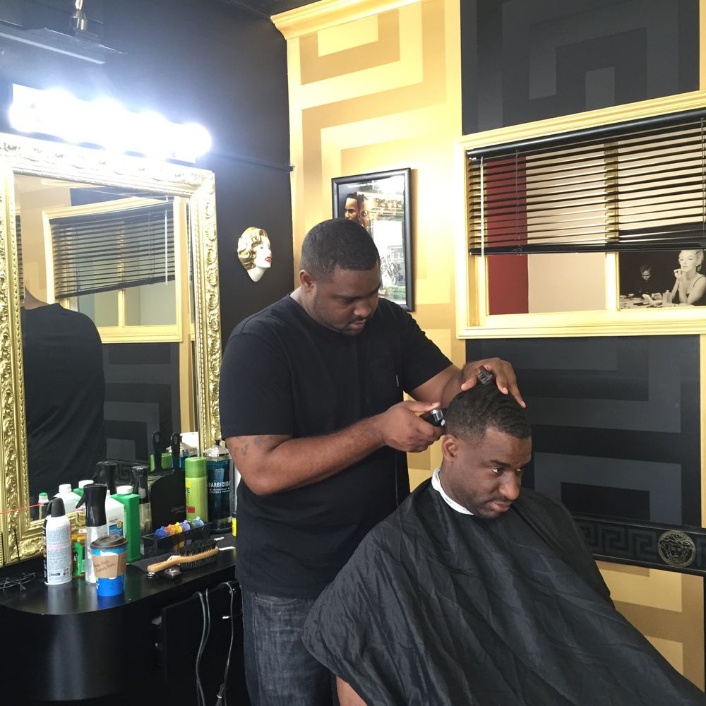 Junior's Barbershop