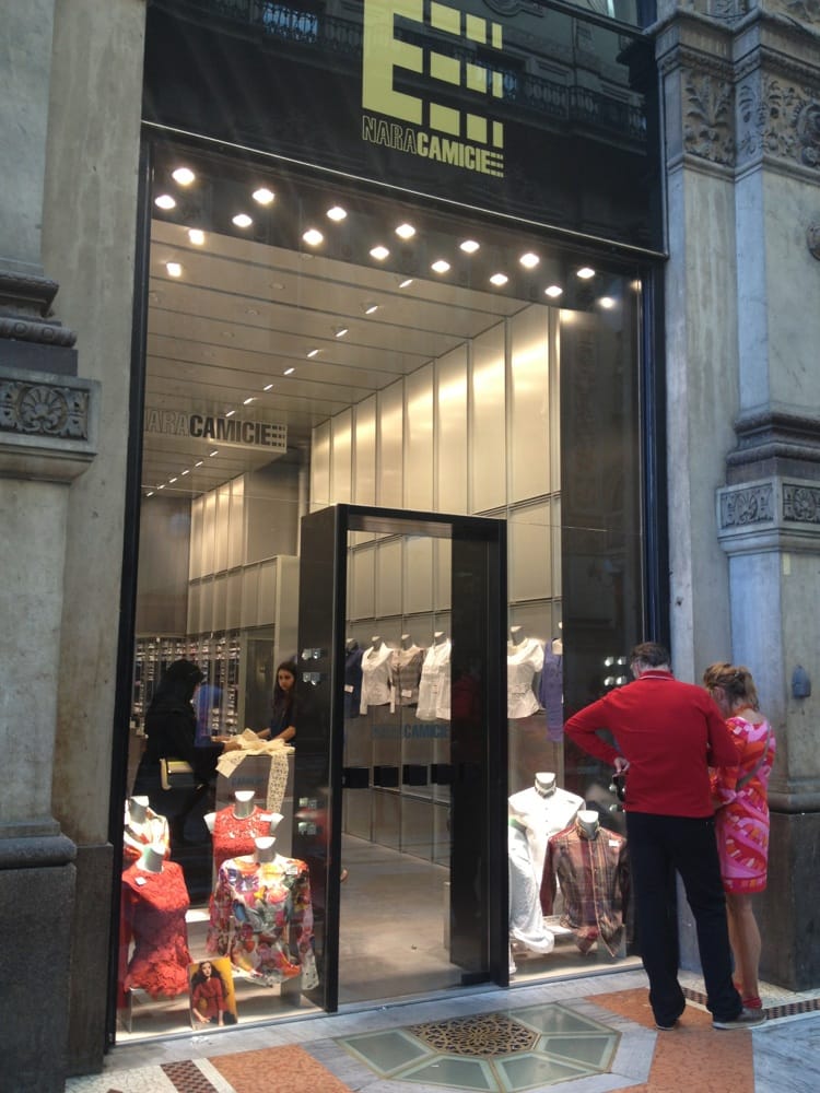 Nara Camicie Men's Clothing Galleria Vittorio Emanuele 4, Centro