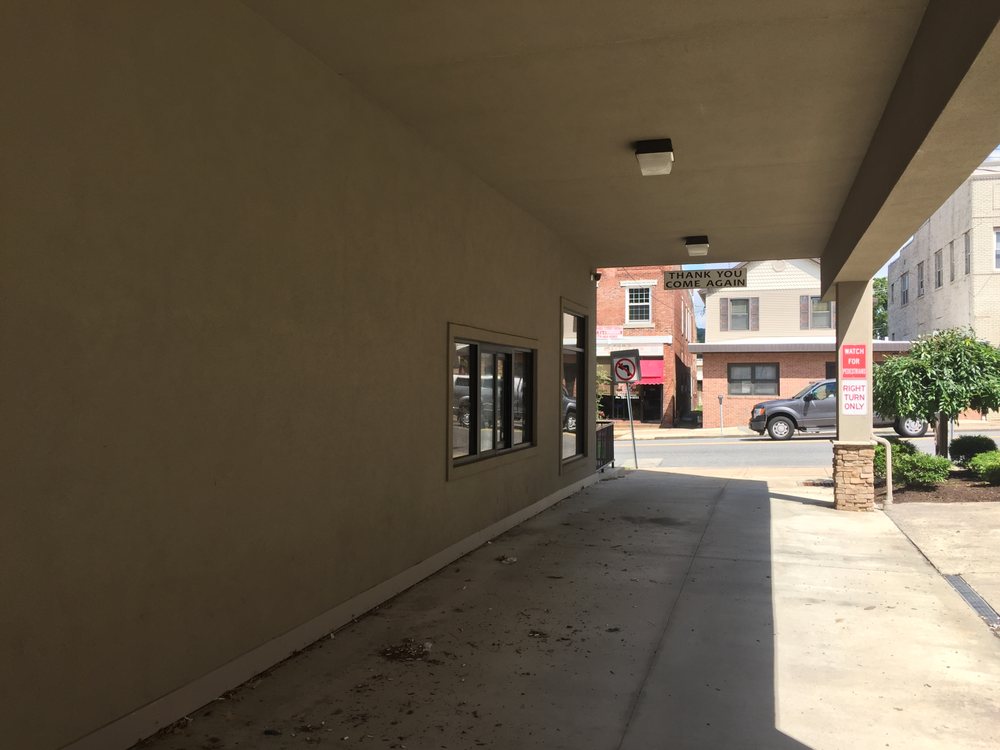 Gatti Pharmacy