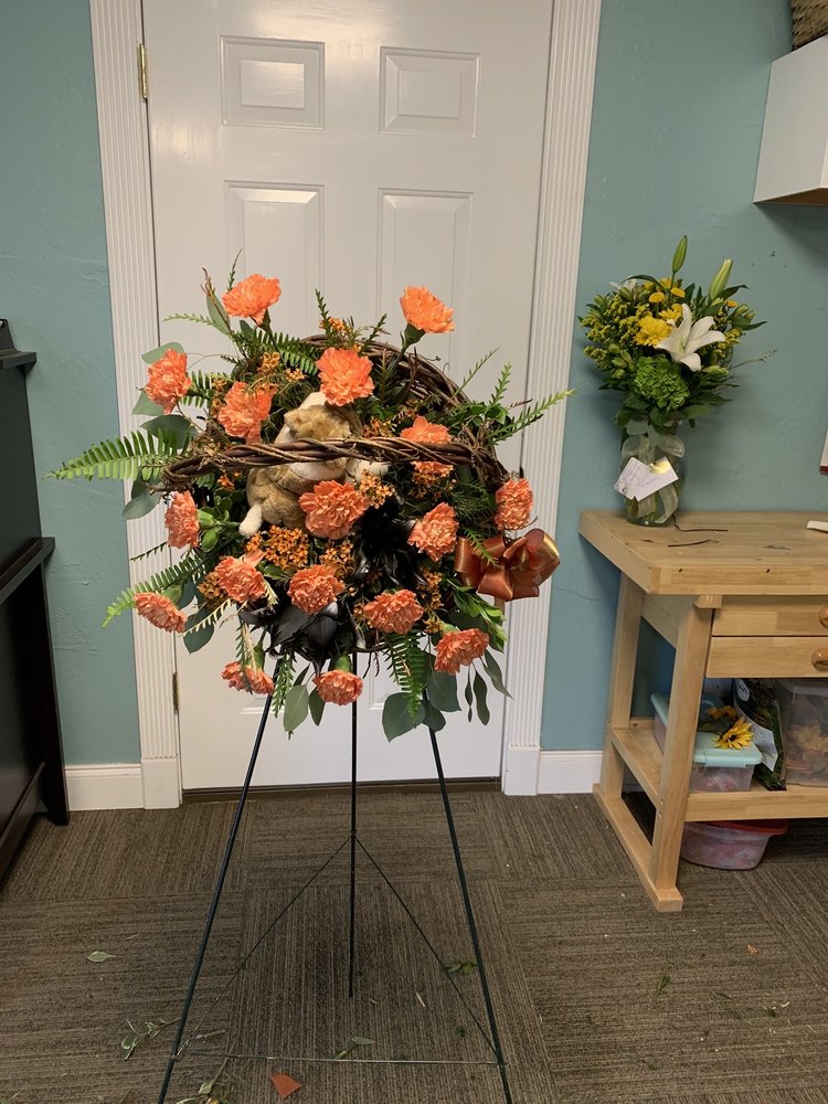 Country Blooms & Gifts