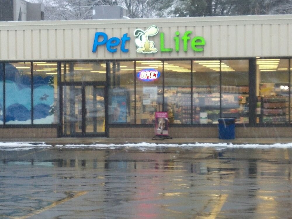 Pet Life 13 Reviews Pet Stores 517 S Broadway, Salem, NH Phone Number Yelp