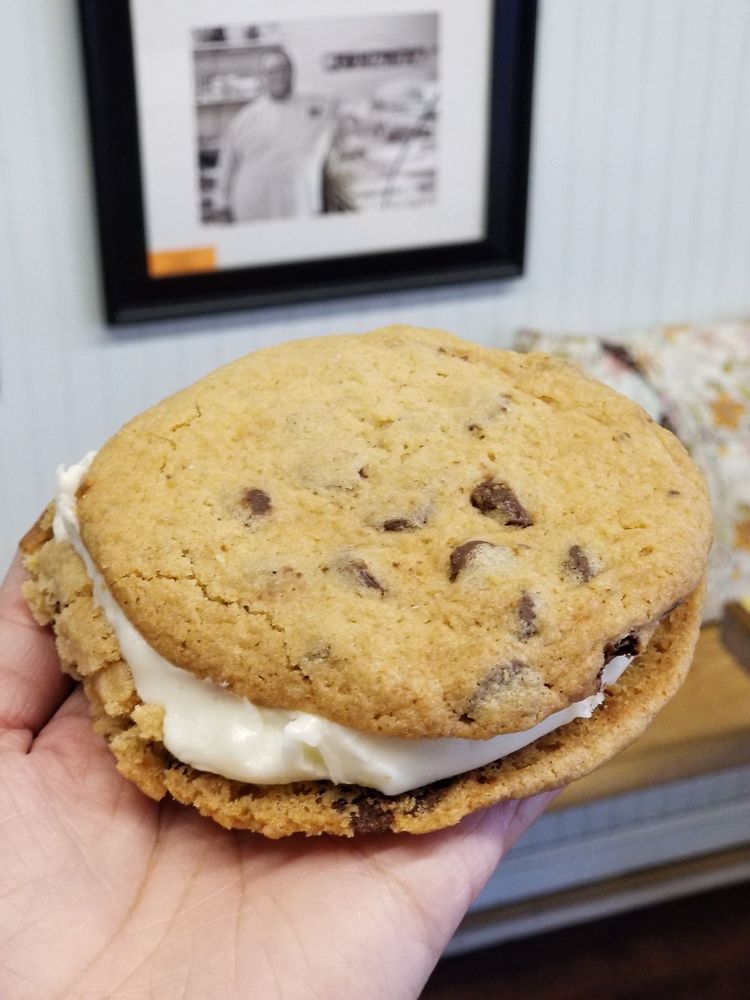 Campbell’s Bakery 46 Photos & 31 Reviews Bakeries 3013 N State St